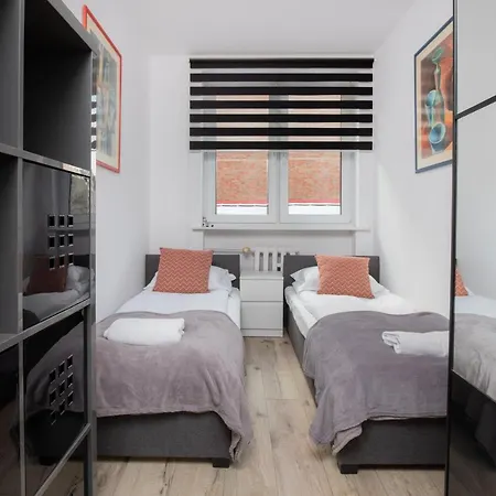 Apartment Warzywnicza Motlawa River By Renters Gdansk